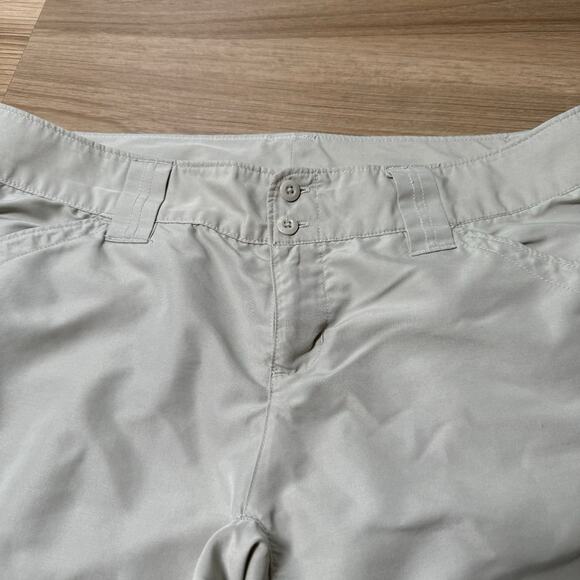 COLUMBIA SPORTSWEAR OMNI-SHADE BEIGE TAN NYLON HIKING CARGO CAPRIS CAPRI SZ 6 - Picture 2 of 16